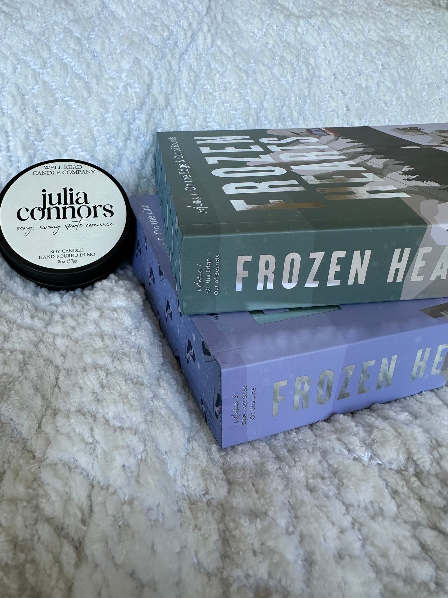 Frozen Hearts Omnibus Special Edition Bundle with Swag